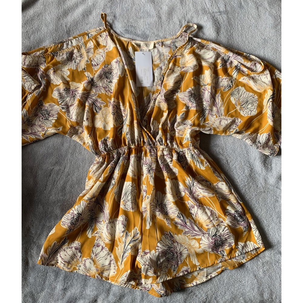 Hawaii Boutique Cold Shoulder Romper